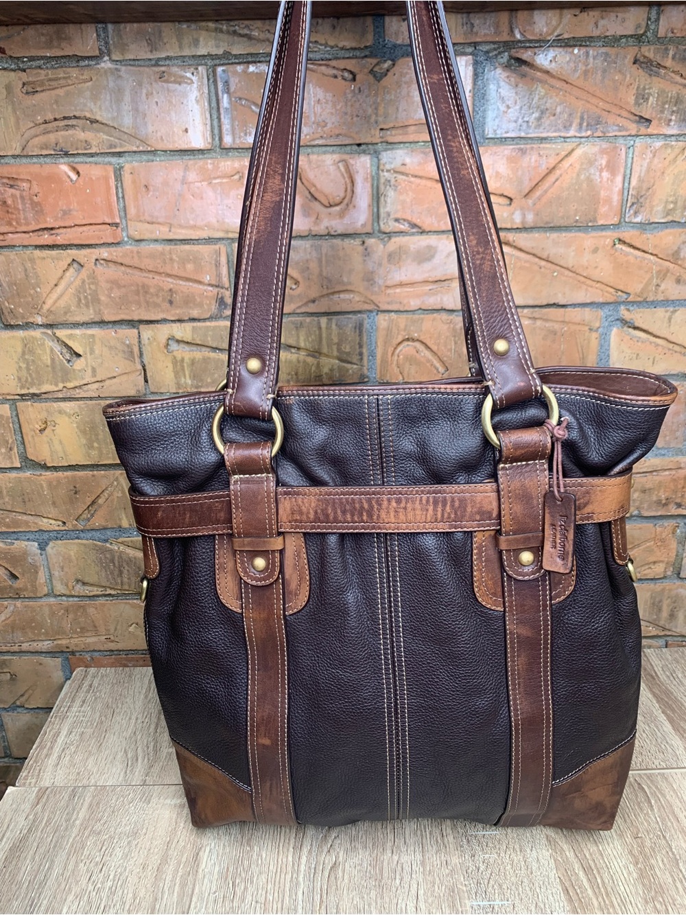 Vintage Liz Claiborne Leather Shoulder Bag